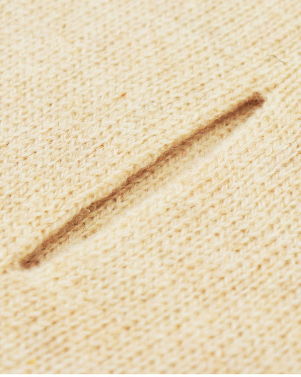 The 100% Wool Commuter Collar detail