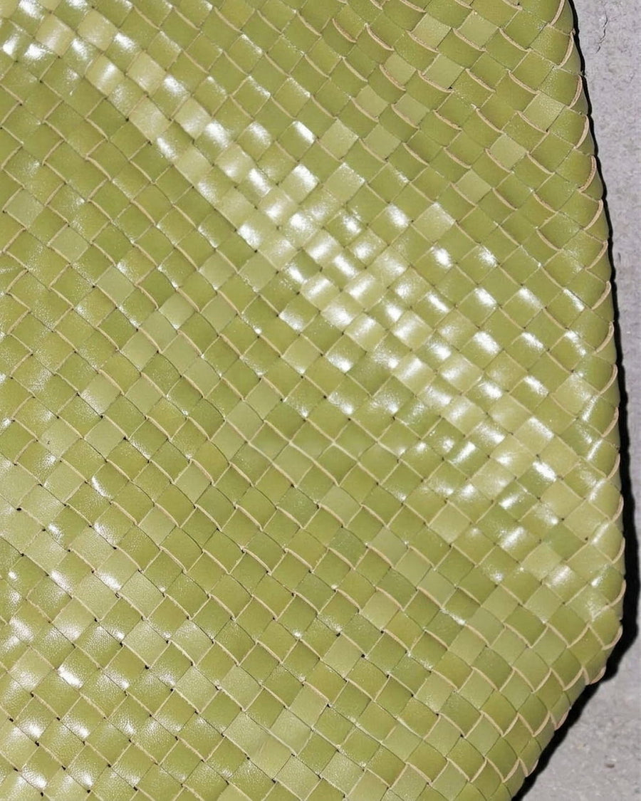 The Heritage Woven Leather Tote - Olive detail
