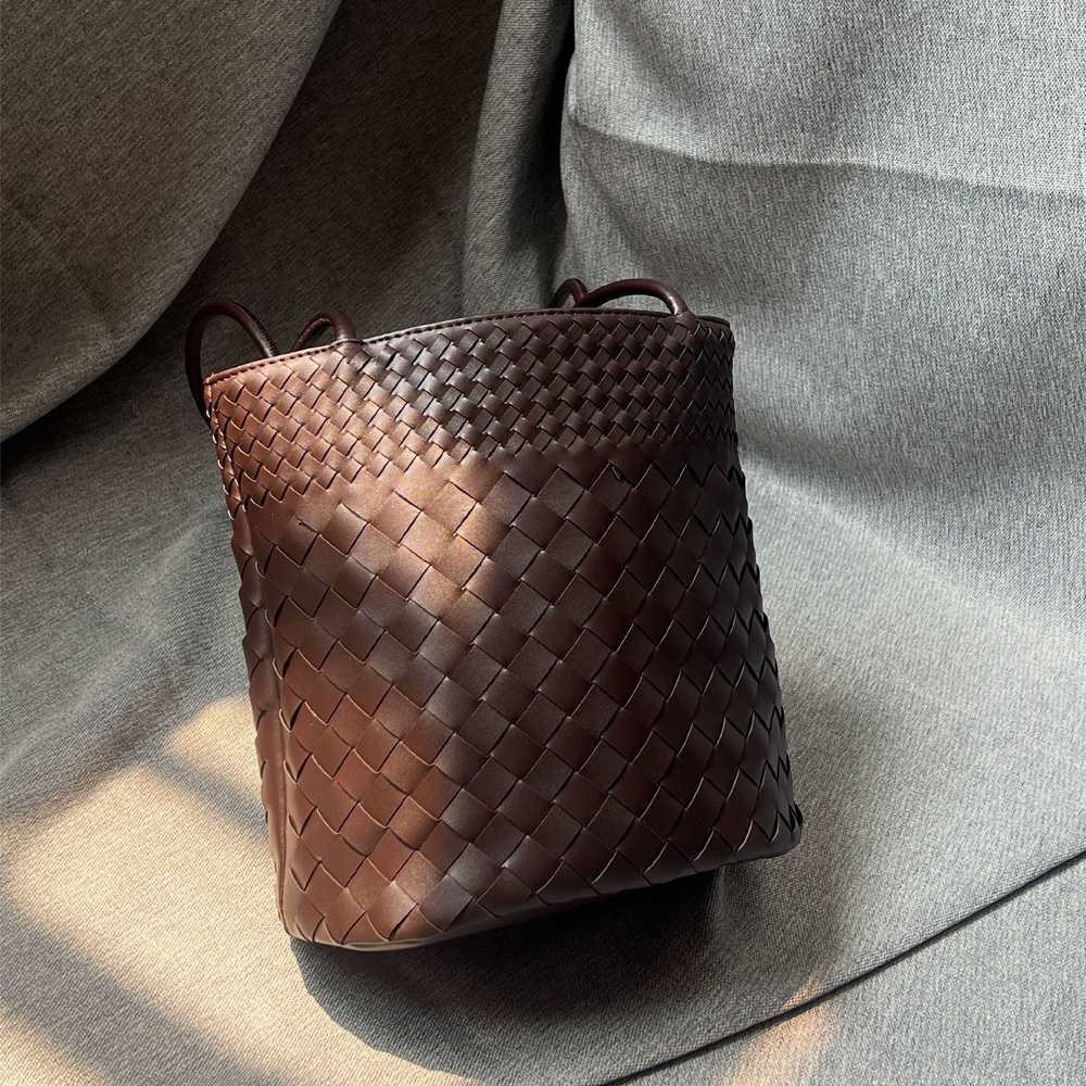 The Verona Woven Bucket