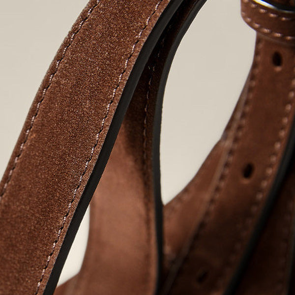 The Elba Hobo — The strap