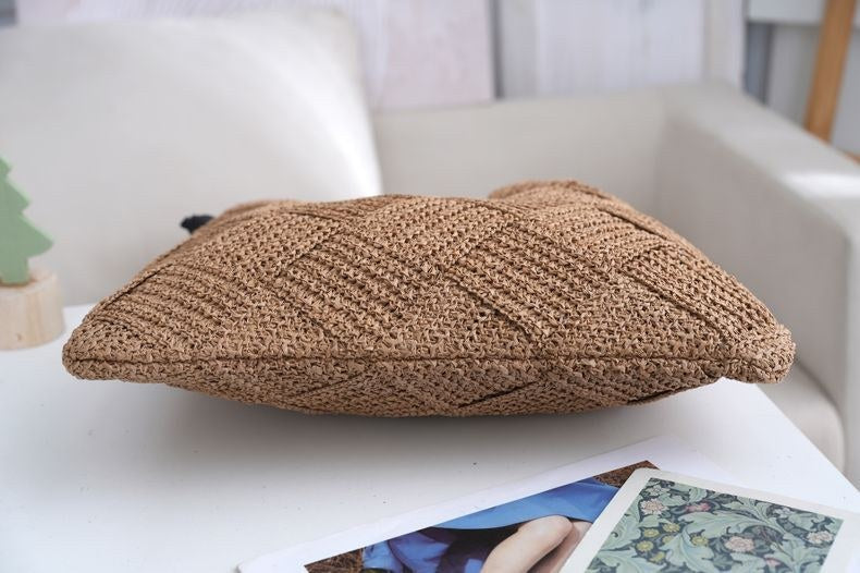 The Trani Basket Shoulder Bag — The base