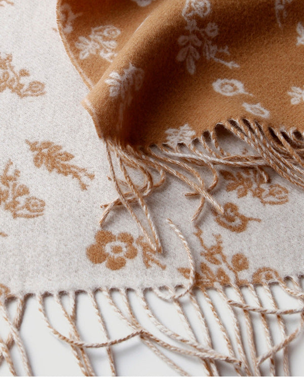 The Wildflower Jacquard Scarf detail