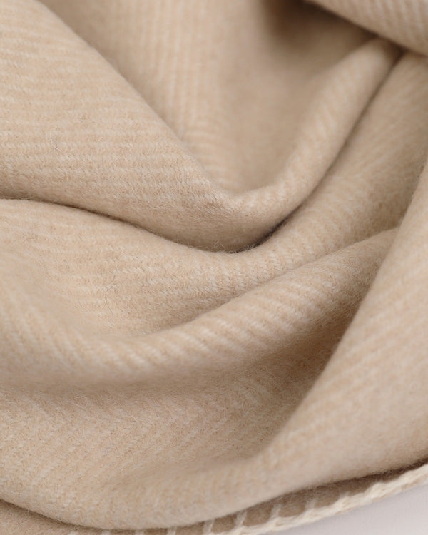 The Nomad Twill Wool Throw, detail 1