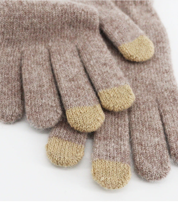 The Wool Tech Gloves, detail 1