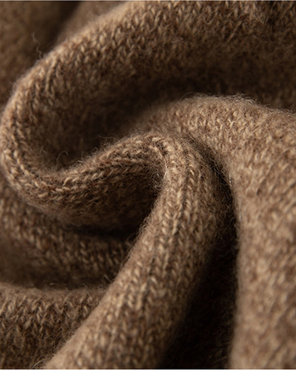 The Cashmere-Blend Cloud Beanie in Camel