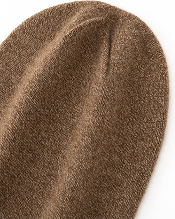 The Cashmere-Blend Cloud Beanie, detail 2