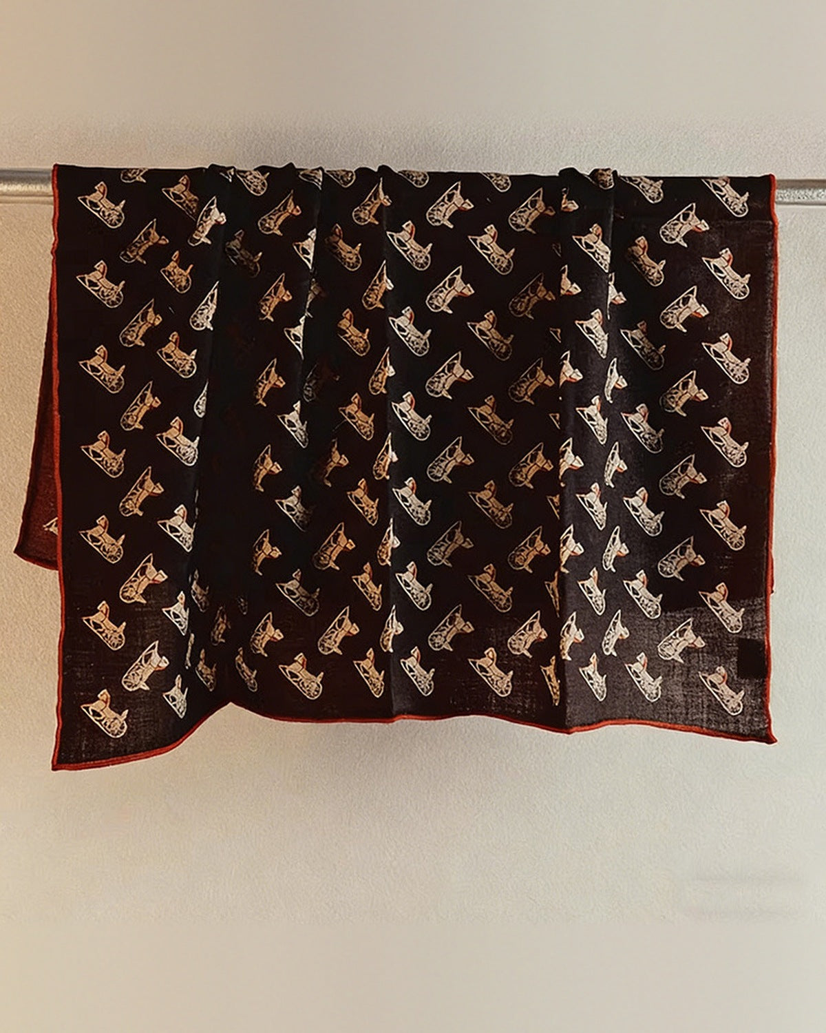 The Silk-Wool Square, Vintage Carriage 85 cm