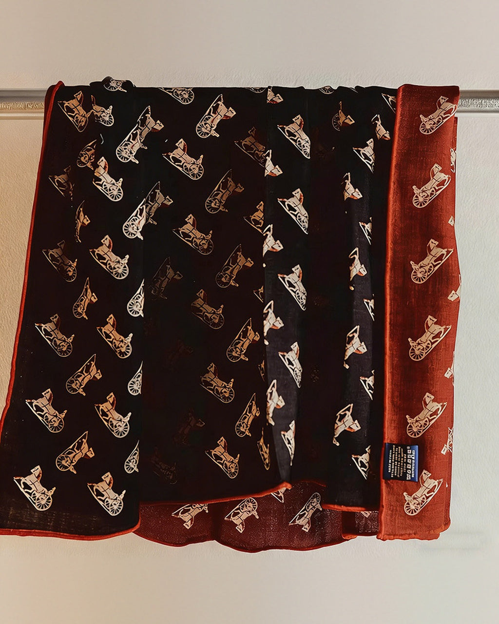 The Silk-Wool Square, Vintage Carriage 85 cm