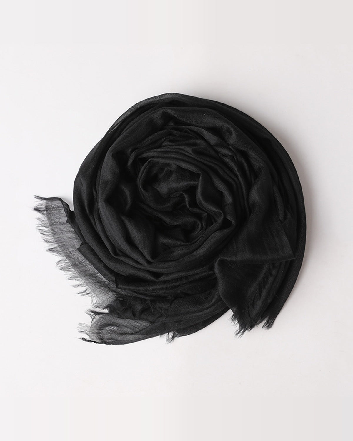 The Air Cashmere Stole in Black