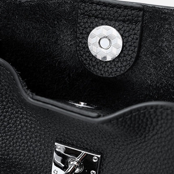 Wildfool The Orvieto Mini Bucket, the snap