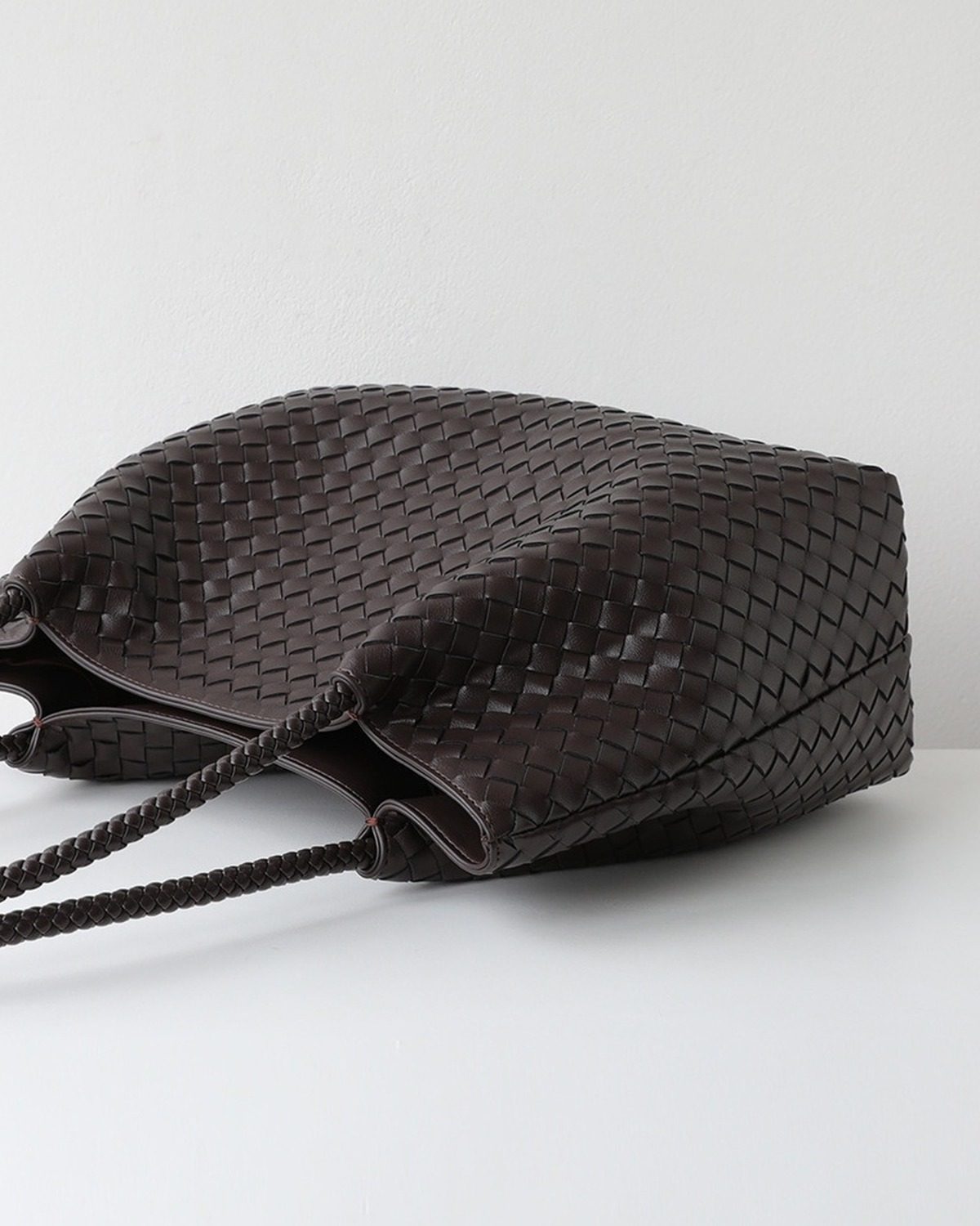 Wildfool The Vicenza Woven Tote in Espresso, laid flat