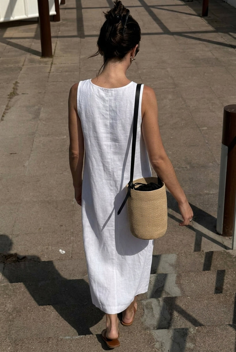 El bolso cubo de rafia de papel