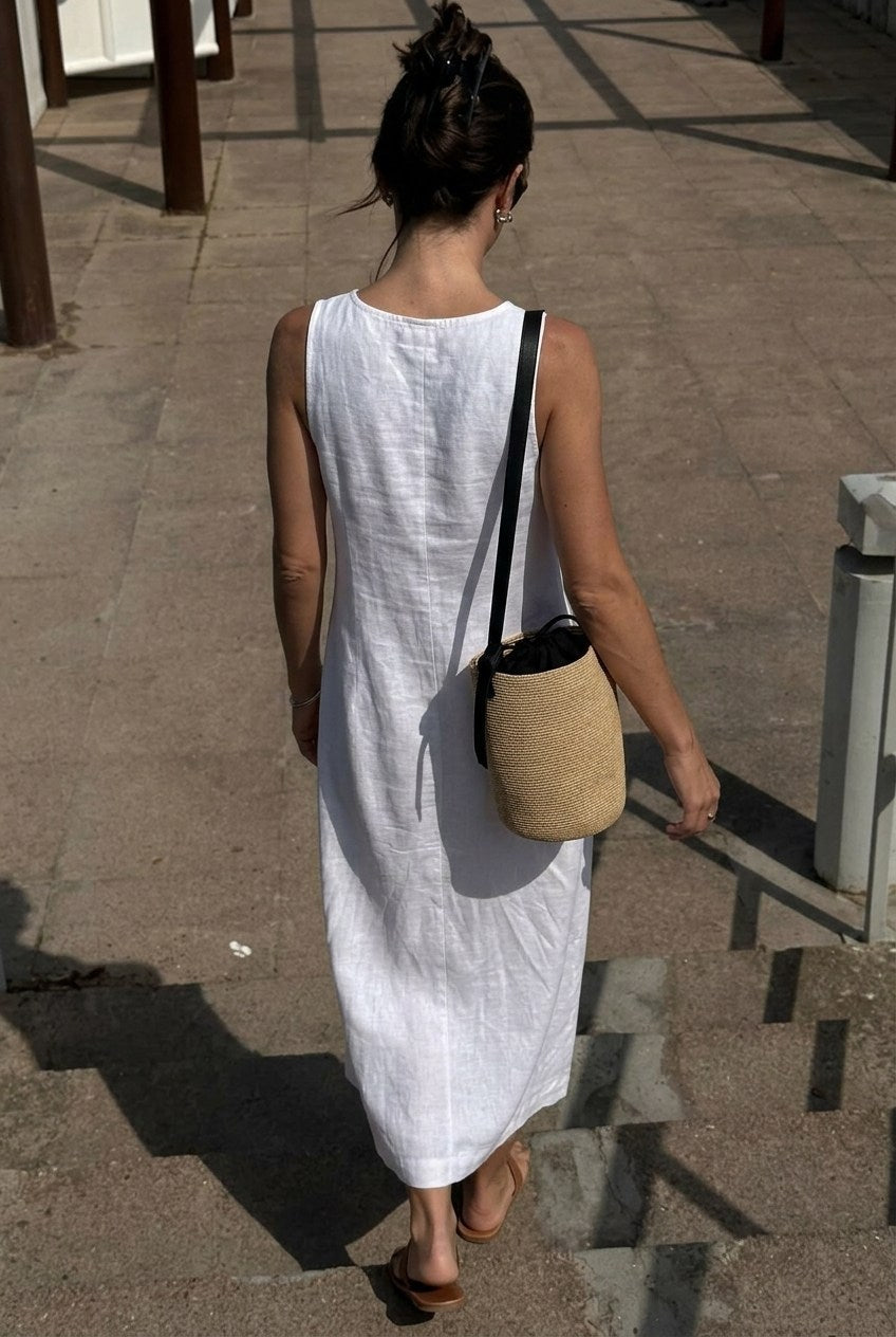 El bolso cubo de rafia de papel