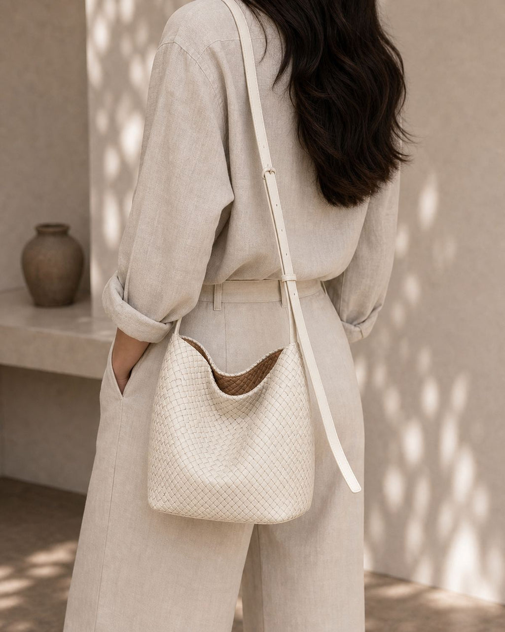 The Cognac Leather Tote - White