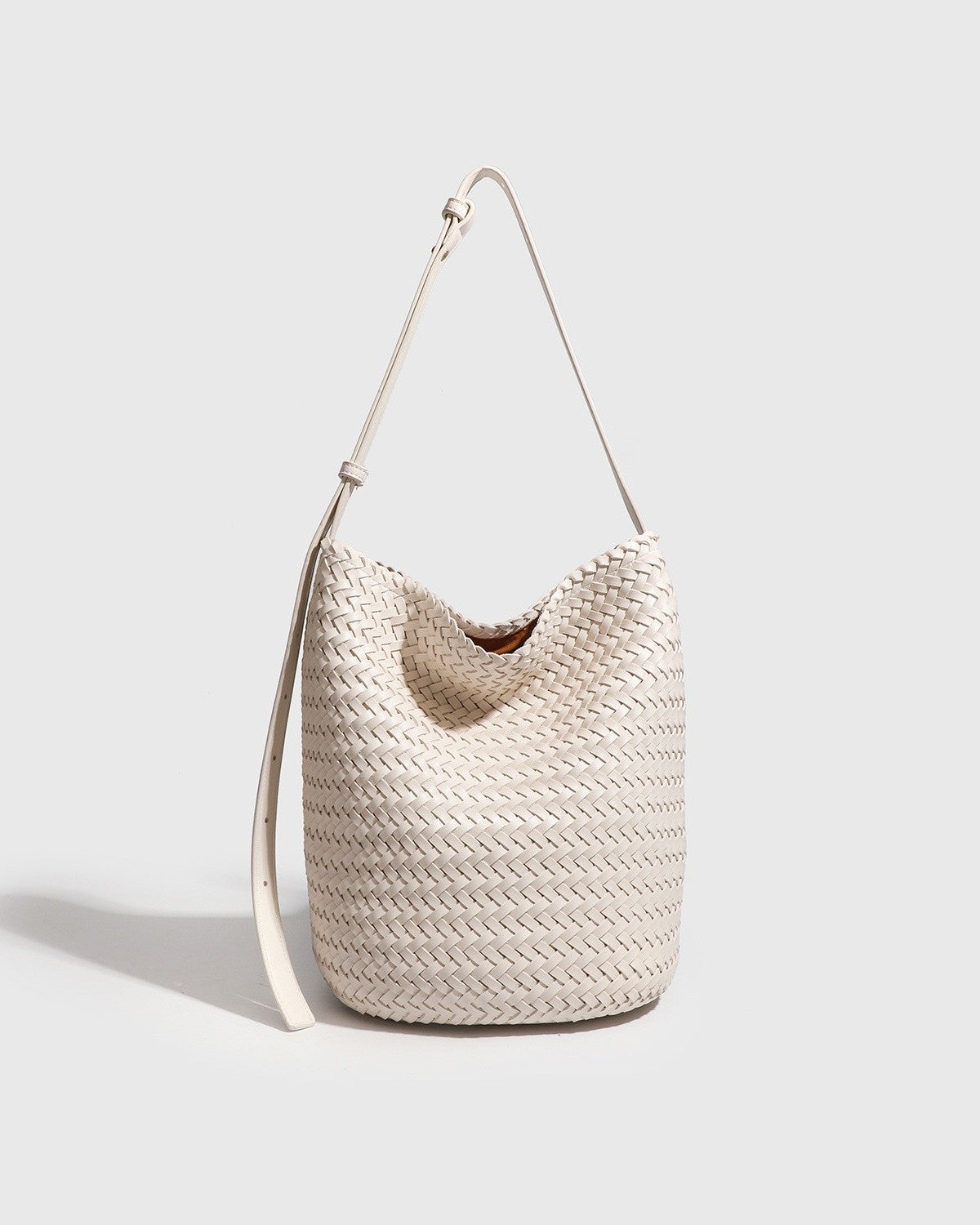 The Cognac Leather Tote - White