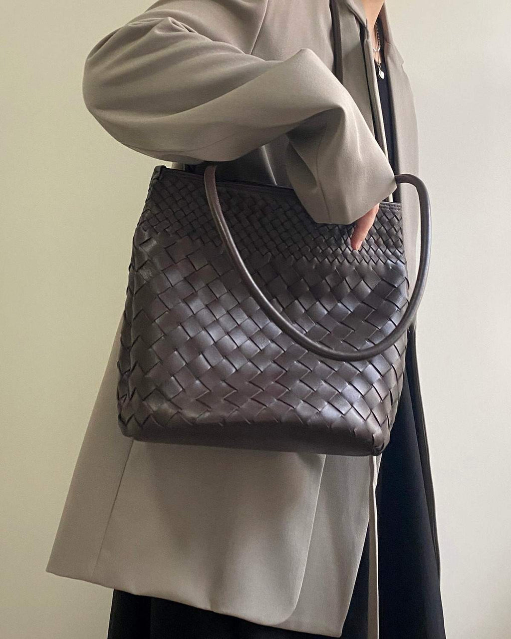 The Verona Woven Bucket