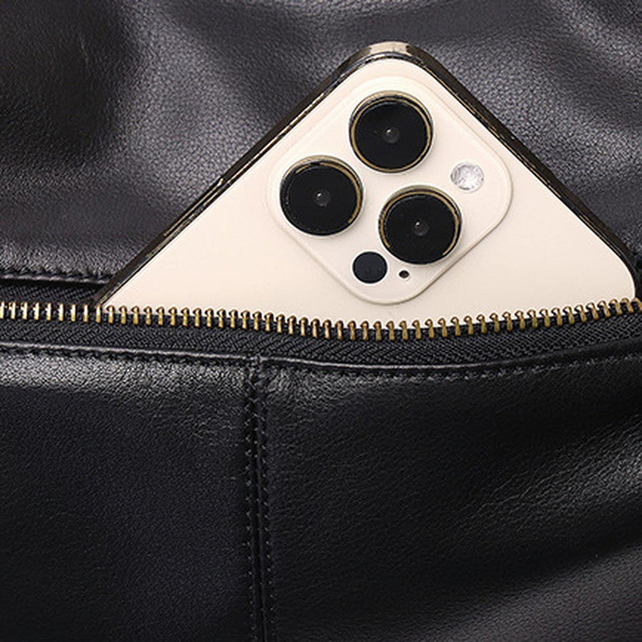 The Ferrara Hobo — Back pocket