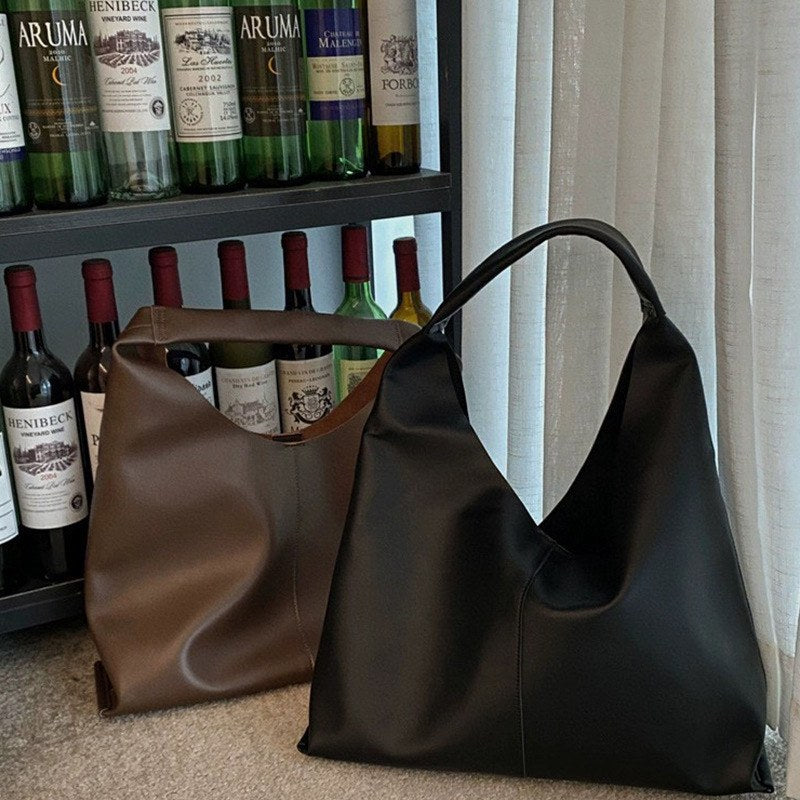 Wildfool The Como Slouch Tote — detail view