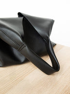 Wildfool The Como Slouch Tote — detail view