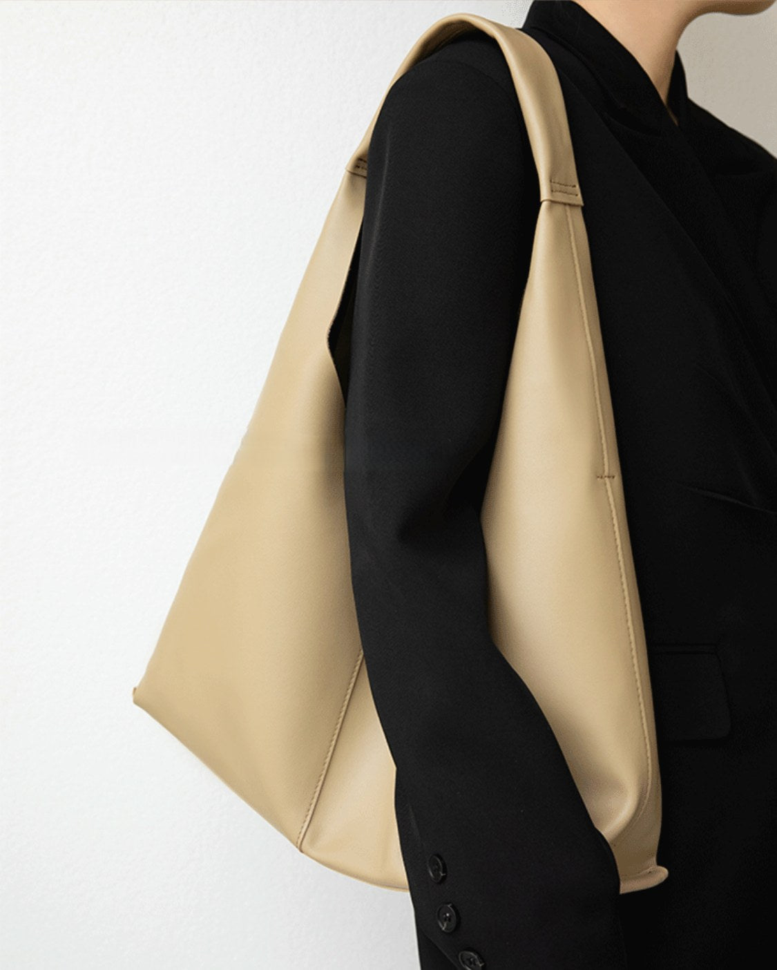 Wildfool The Como Slouch Tote — detail view
