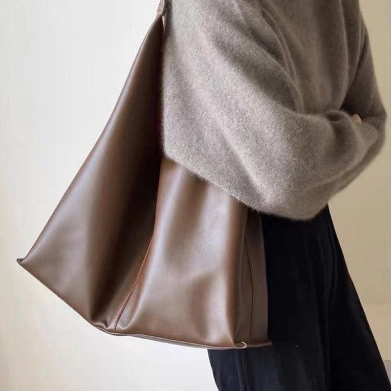Wildfool The Como Slouch Tote — detail view
