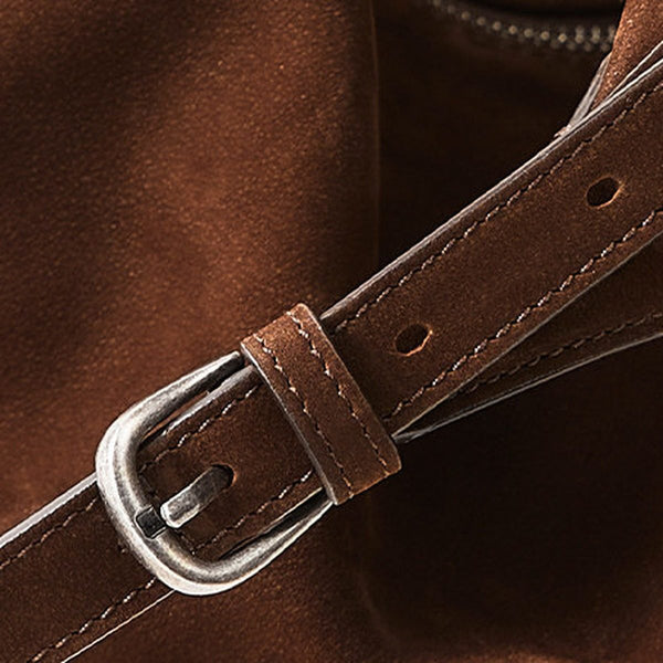 The Elba Hobo — The buckle