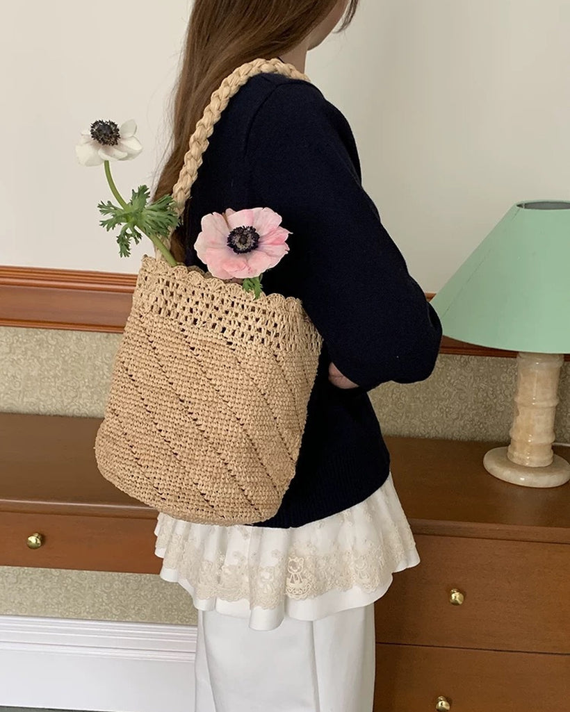 The Scalloped Raffia Bucket Bag