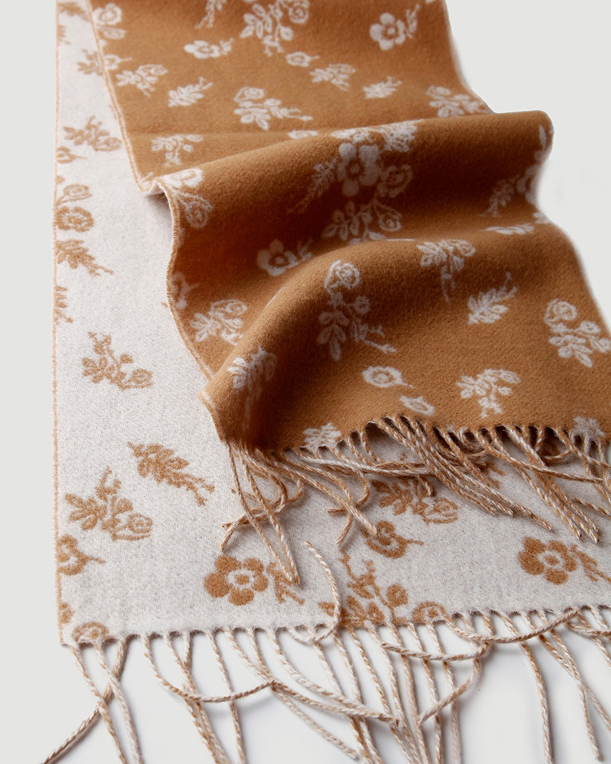 The Wildflower Jacquard Scarf in Oat Jacquard