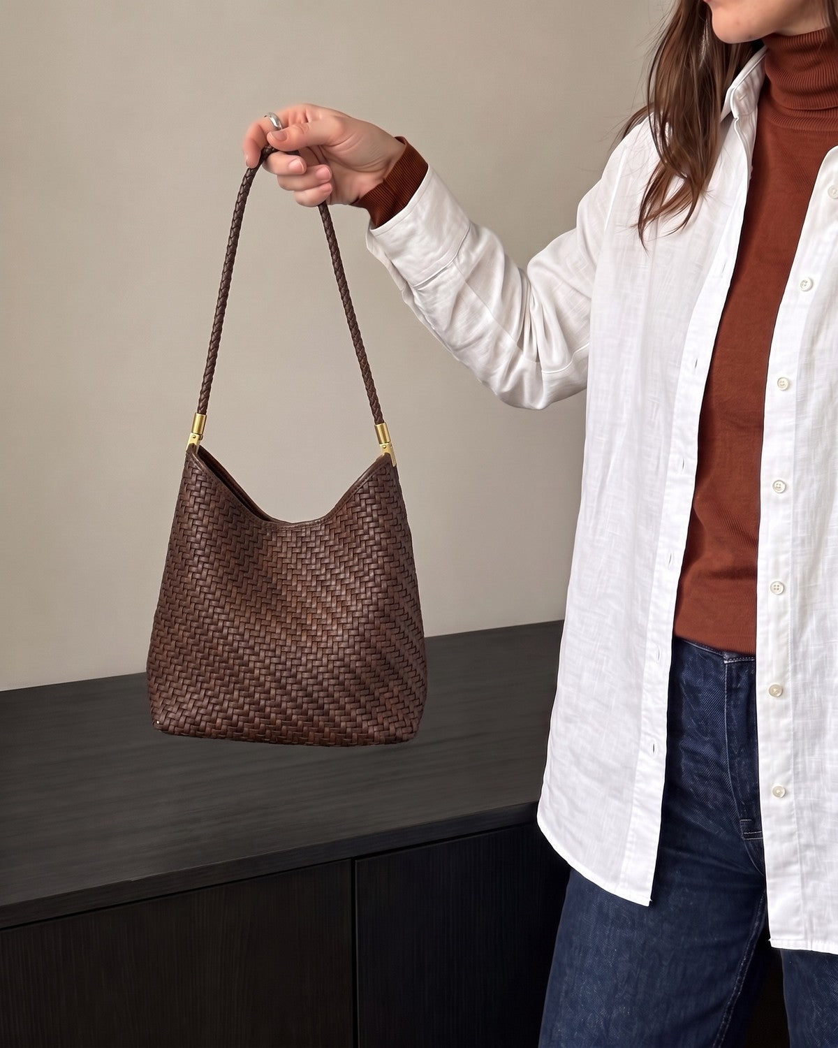 The Woven Leather Shoulder Bag - Espresso