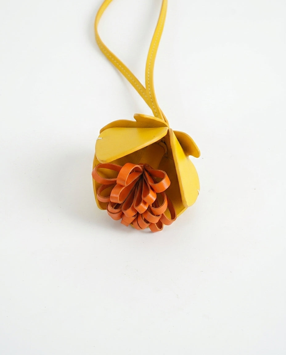 The Bloom Bag Charm - Golden