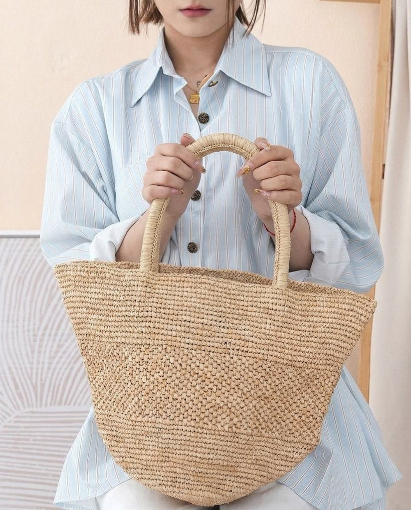 The Hand-Woven Raffia Market Tote