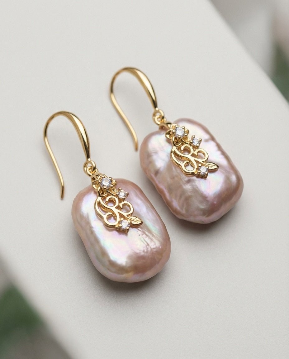 WF26OBJE010-MT - Gold Wave - The Molten Wave Baroque Earring