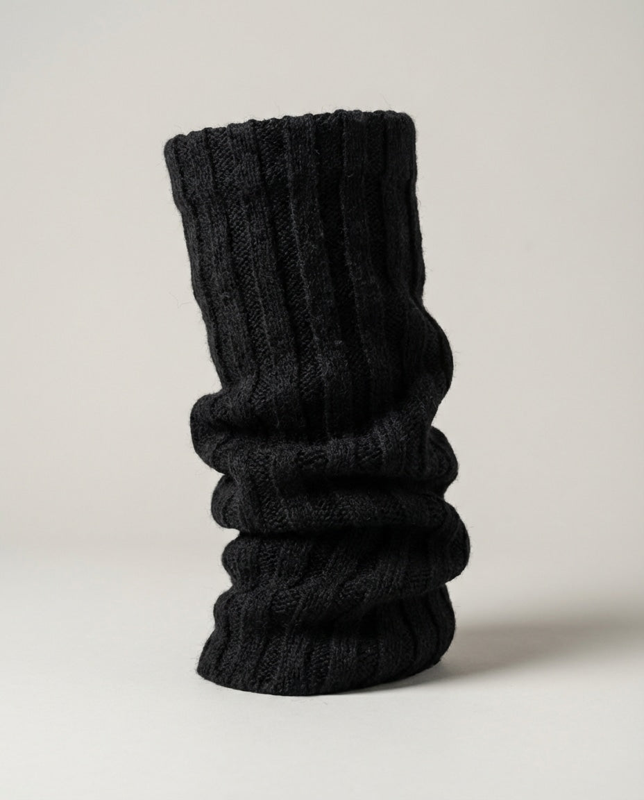 Wildfool The Chunky Wool-Blend Leg Warmer in Midnight Black - Zoom View - 32% Wool Blend, Studio Aesthetic, Cozy Nostalgic Touch