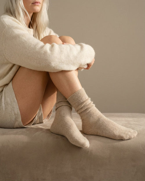 WF26TOUC003-BE - Beige - The 100% Cashmere Bed Socks