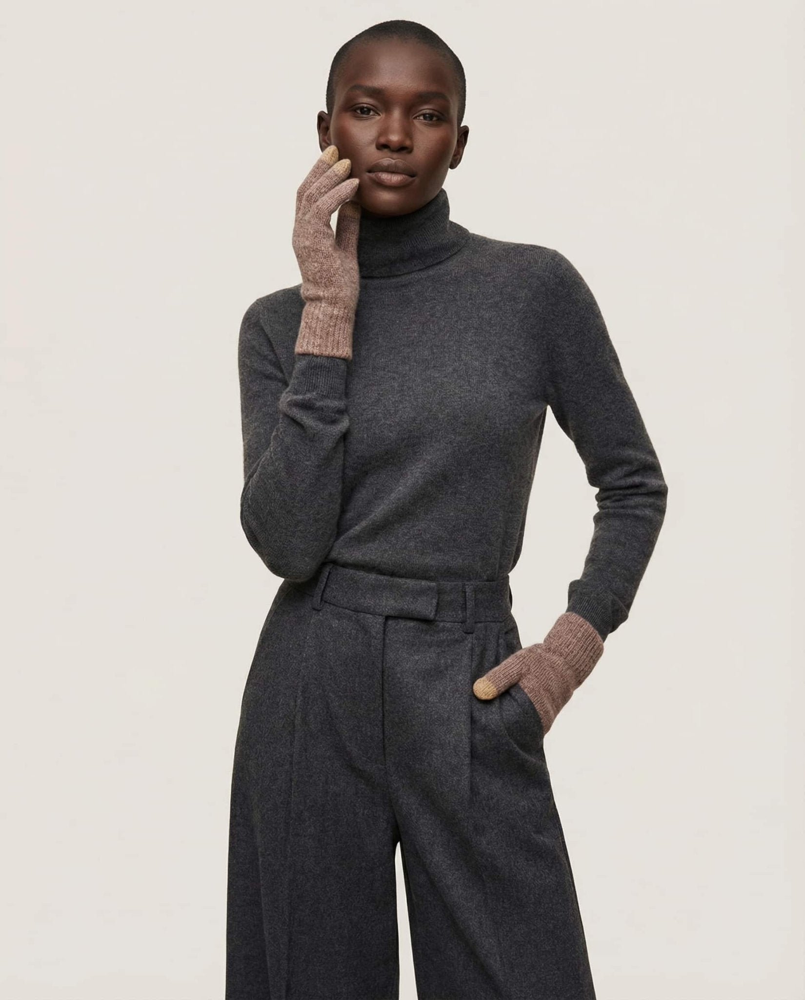 WF26TOUC007-BR - Mocha - The First - Shear Wool Tech Gloves