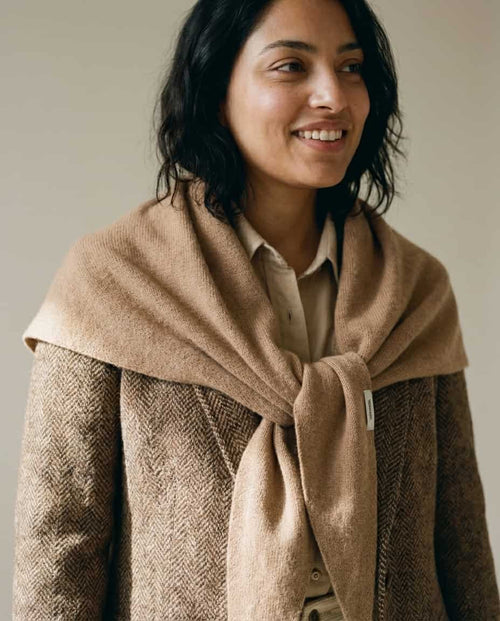 Wildfool The Everyday Structured Triangle in Camel - Zoom View - 100% Wool, Natural warmth and breathability