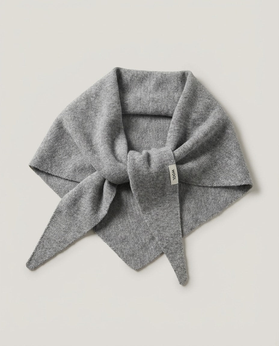 Wildfool The Everyday Structured Triangle in Heather Grey - Zoom View - 100% Wool Construction with Natural Warmth
