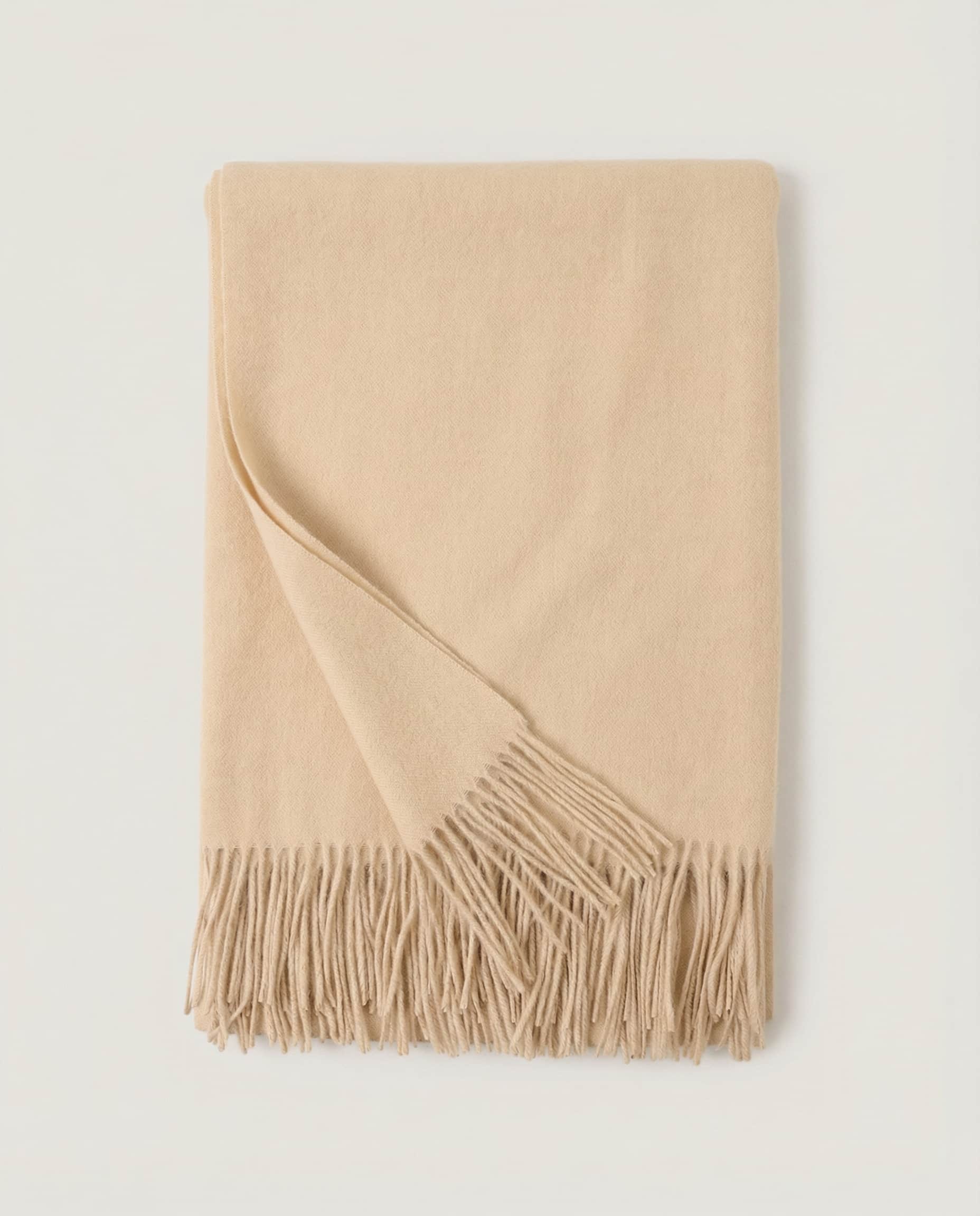 Wildfool The Nomad Lambswool Blanket-Wrap in Ivory - Zoom View - 100% Inner Mongolia Lambswool