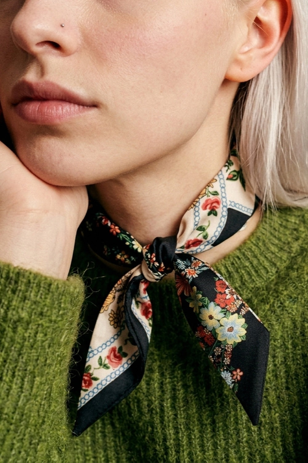 The Silk Twilly Set — Equestrian Flora