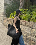 The Olive Leather Tote - Black